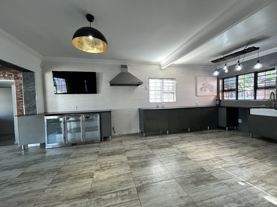 4 Bedroom Property for Sale in Noorsekloof Eastern Cape